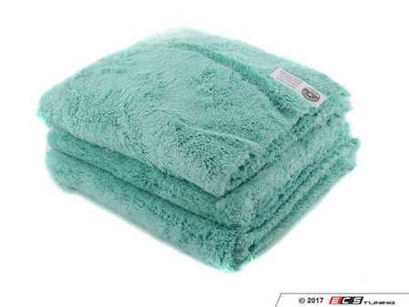 ES#3450607 - MIC35603 - Happy Ending Edgeless Microfiber Towels - Green - (16" X 16") - 3 Pack - (NO LONGER AVAILABLE) - 16" x 16" for ideal handling and control while detailing - Chemical Guys - 