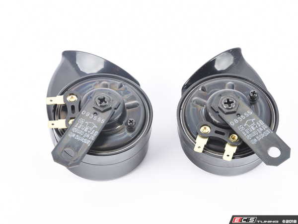 PIAA - 85115 - Superior Bass Sports Horn Kit 330Hz + 400Hz 112Db