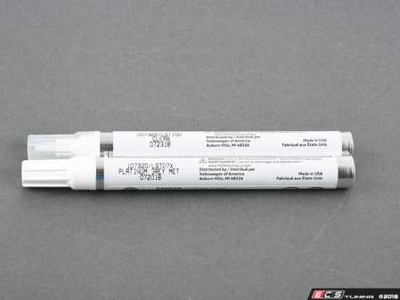 ES#4146928 - exdlstd7xKT - Platinum Gray Metallic Paint Pen - Priced Each - For paint code "D7X". (.39 fl oz) - Genuine Volkswagen Audi - Volkswagen