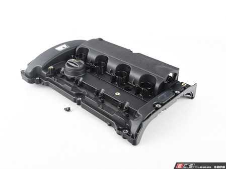 ES#3576114 - 11127646555 - Valve Cover With PCV - Keep your MINI engine looking new : part of the PCV system / Cylinder Head Cover - Hamburg Tech - MINI