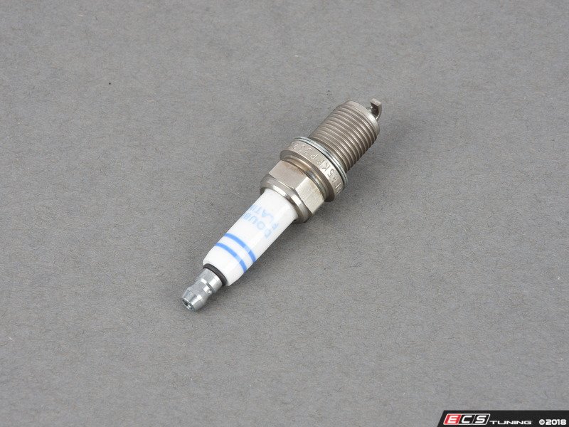 8-Pack OE Germany Yttrium Spark Plugs – For Audi BMW Land Rover Volvo VW, Open Box