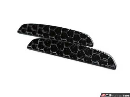 ES#3618594 - R22-1-1100-01 - Gloss Black Honeycomb Rear Reflector Inserts   - Ditch the stock reflectors with these inserts from Acexxon. - Acexxon - BMW