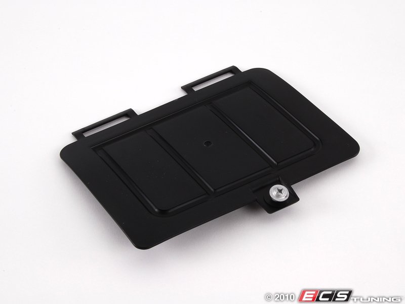 Genuine BMW 51617199687 E85 Oil Drain Plug Access Panel (51617