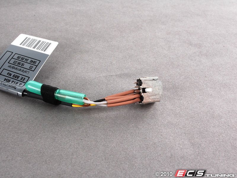 Genuine BMW 61126913954 CD Changer Adapter Cable (61126913954)