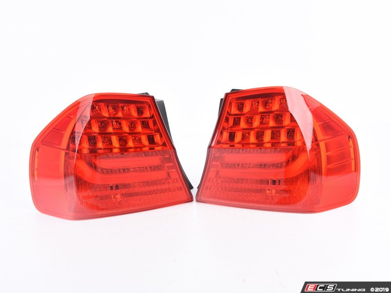 Genuine BMW 63214871753 Outer Tail Light Repair Kit (63214871753)