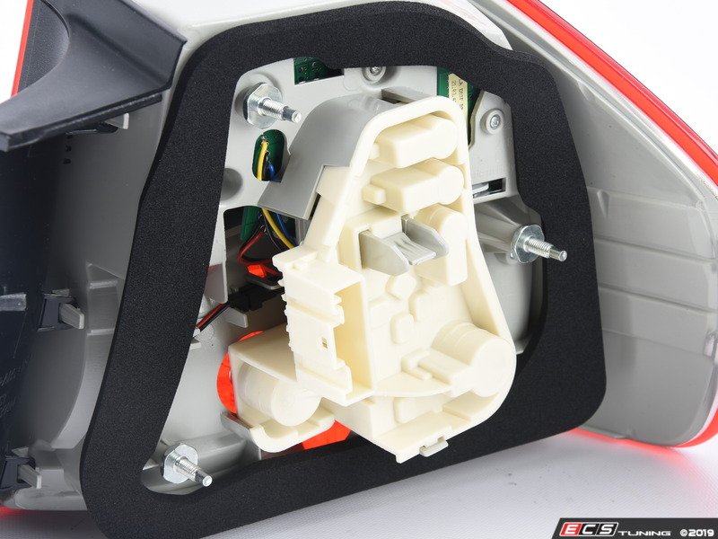 Genuine BMW 63214871753 Outer Tail Light Repair Kit (63214871753)