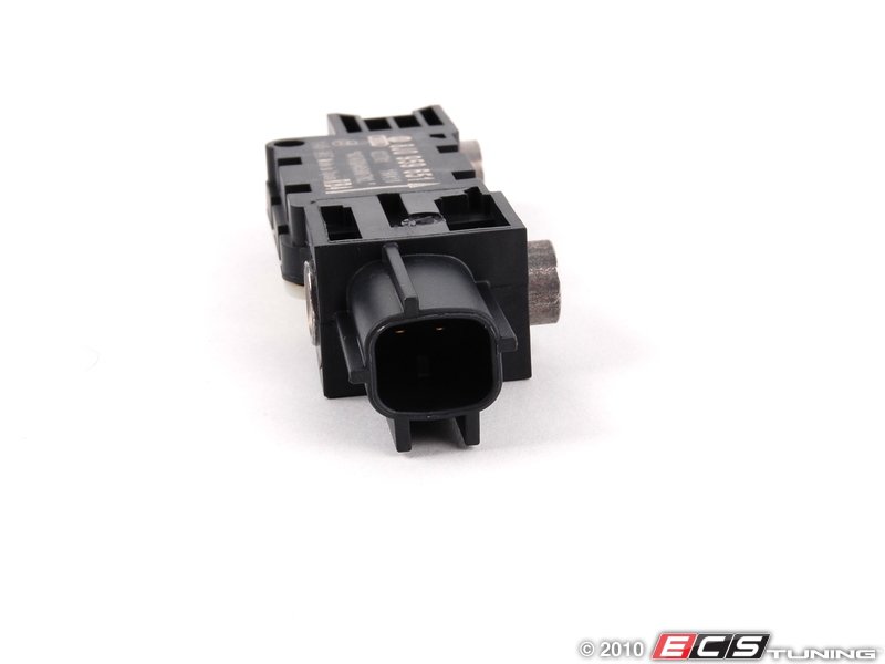 Genuine Volkswagen Audi 8J0959651 Front Longitudinal Impact Acceleration Sensor Priced