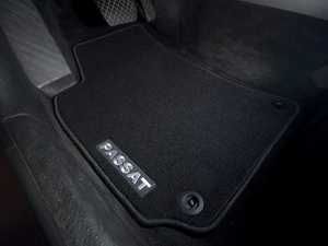 Vw Parts Volkswagen Passat B5 Fwd 1 8t Floor Mats Page 1 Ecs