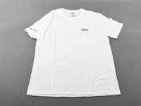 ES#3133464 - ACM3001WHTMD - Quattro T-Shirt - White - Medium - Sometimes less is more. Make yourself known with the quattro T-Shirt. 100% combed and ringspun cotton. - Genuine Volkswagen Audi - Audi BMW Volkswagen Mercedes Benz MINI Porsche