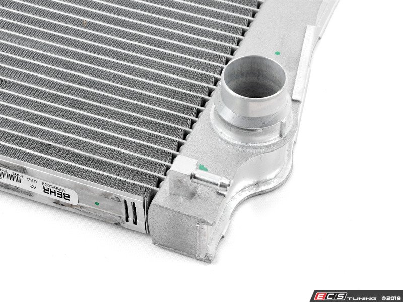 Genuine BMW - 17117585036 - Radiator (17-11-7-585-036)