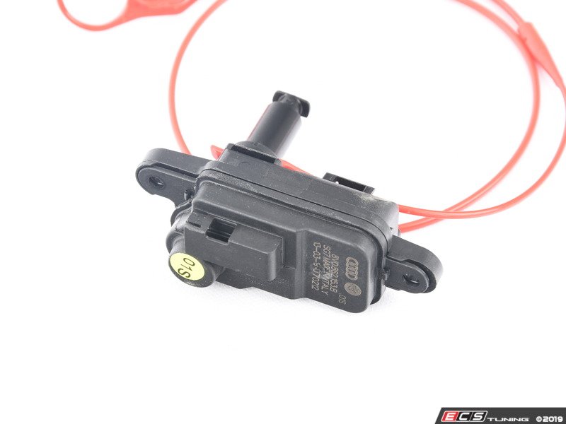 Genuine Volkswagen Audi - 8V0862153B - Fuel Filler Door Lock Actuator ...