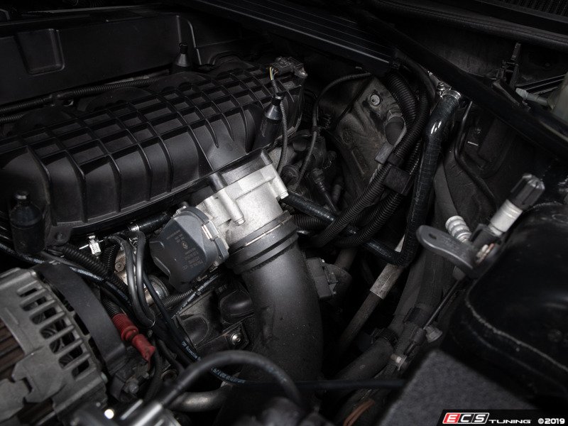 ECS 025515ecs03KT N54 Vacuum Hose Relocation Kit