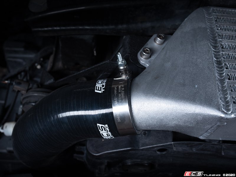 ECS 023622ecs0101KT MK6 GTI/Golf R Front Mount Intercooler Kit