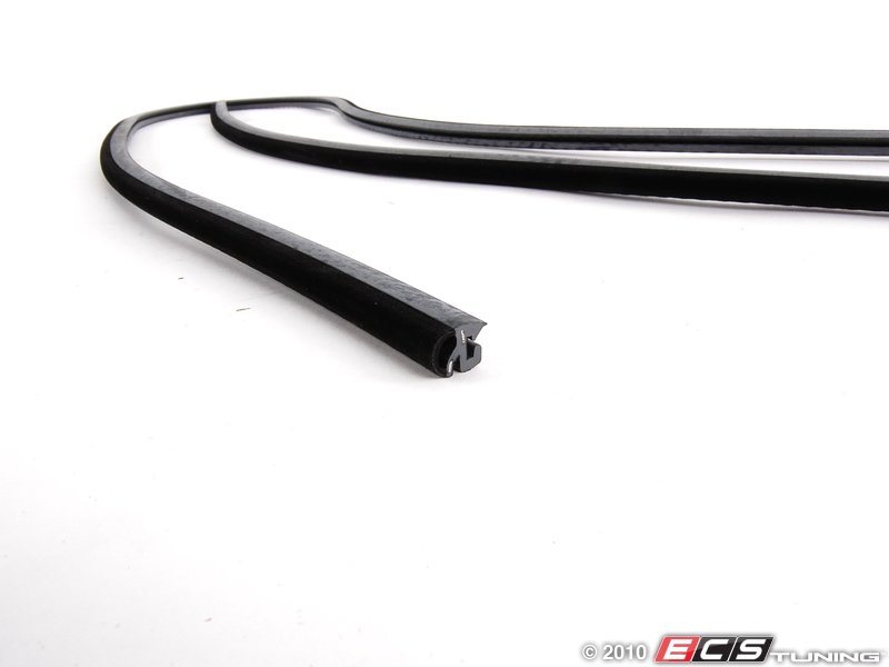 Genuine Volkswagen Audi 8D0877297 Sunroof Seal (8D0 877 297)