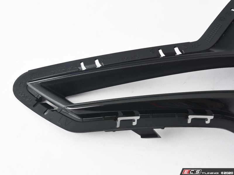 Genuine BMW - 51117464273 - Side Grill - Open - Left (51-11-7-464-273)