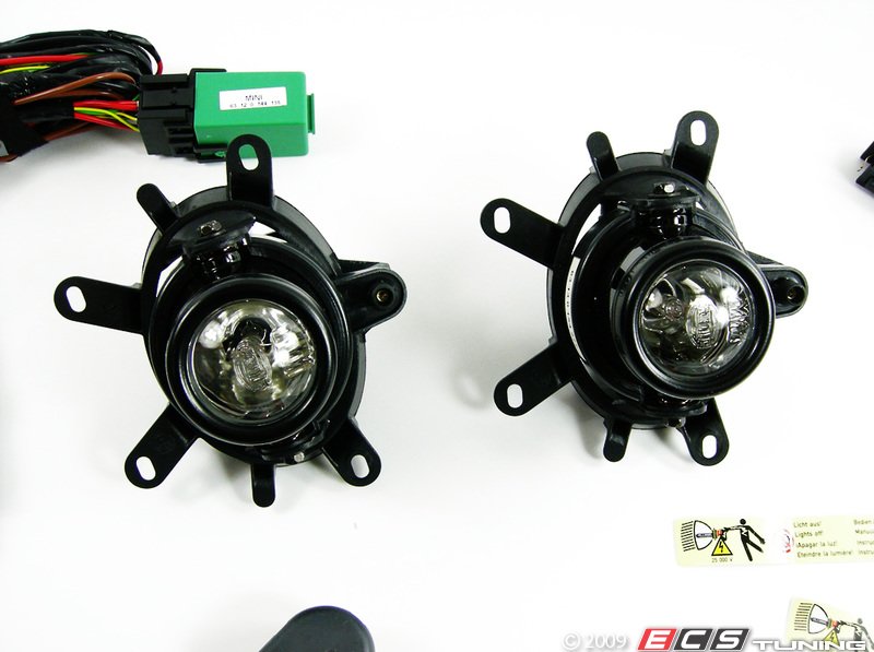 Genuine European BMW 63130152441 HID Fog Lamp Kit (63130152441)