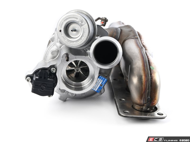 BorgWarner - 11657636423 - Turbocharger with Exhaust Manifold