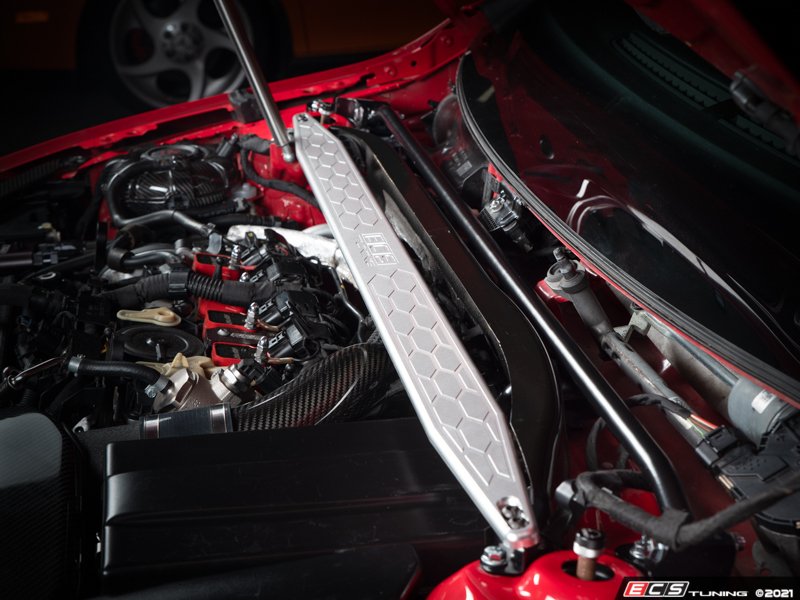 ECS 024724ECS0201KT MK7 Front Strut Tower Bar Package Stage 2