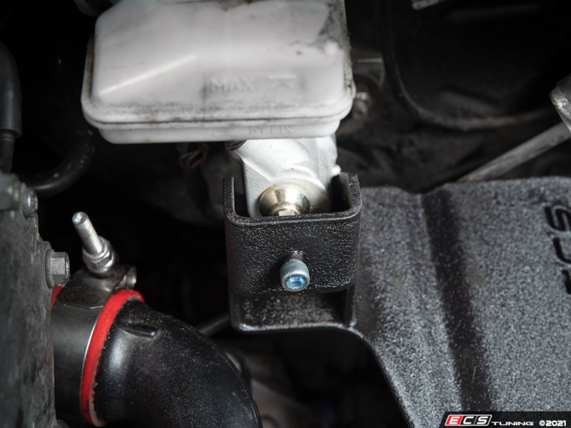 ECS 005130la01KT MK7 Master Cylinder Brace