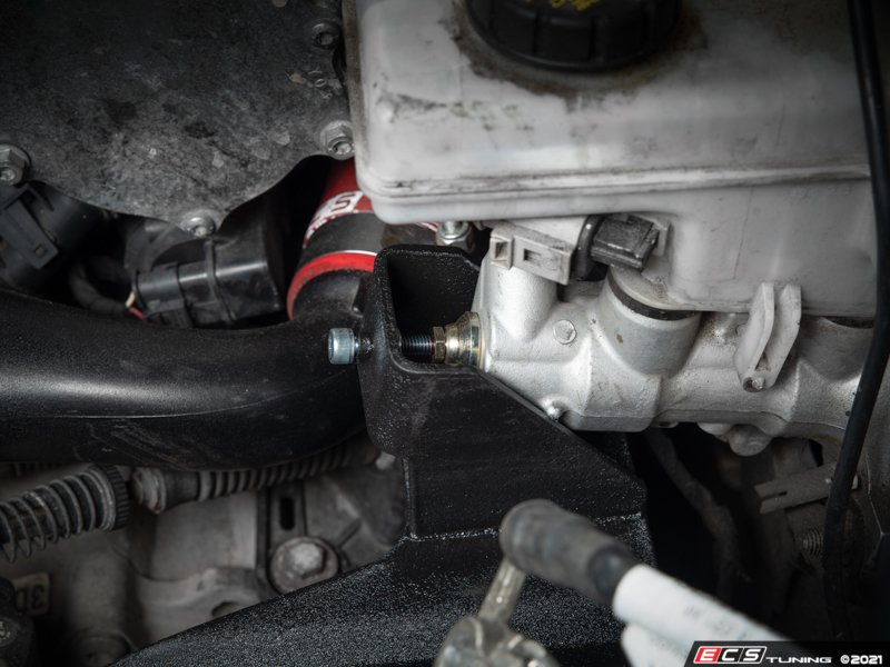 ECS 005130la01KT MK7 Master Cylinder Brace