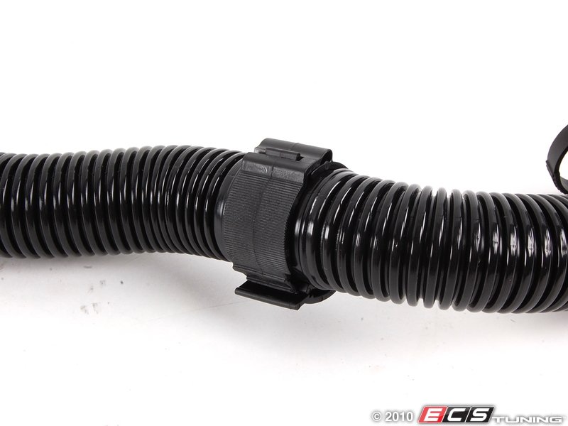 Genuine Volkswagen Audi 1C0131126 Air Pump Intake Hose (1C0 131 126)