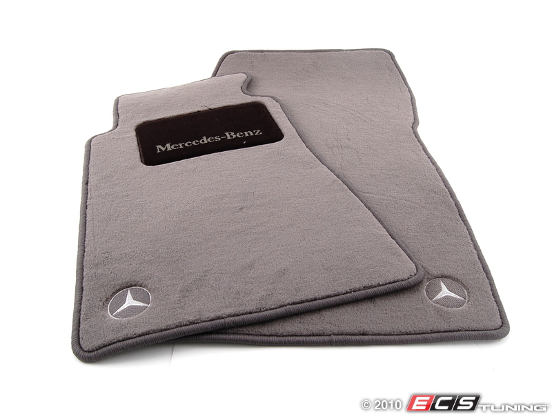genuine mercedes benz q6680292 carpeted floor mat set genuine mercedes benz q6680292 carpeted floor mat set