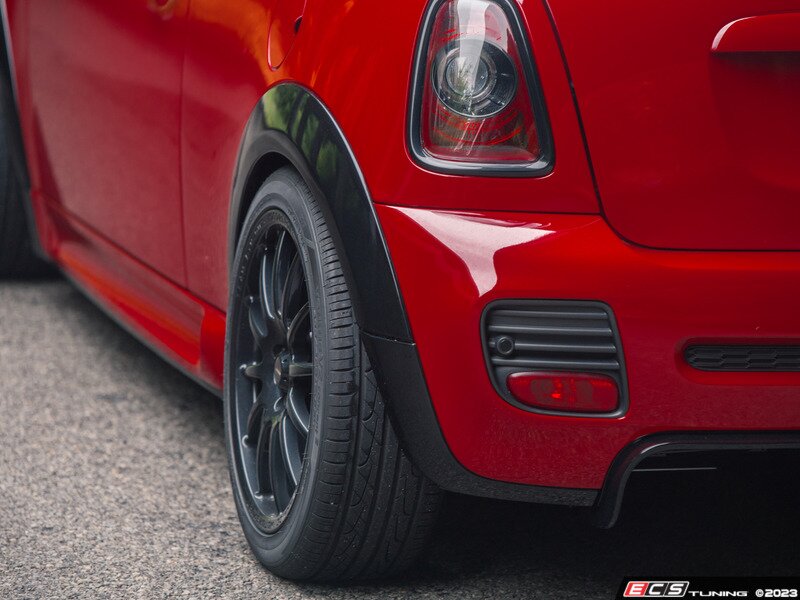 ECS 511172833302KT JCW Aero Trim Gloss Black Kit With Gloss Euro Wheel Arches