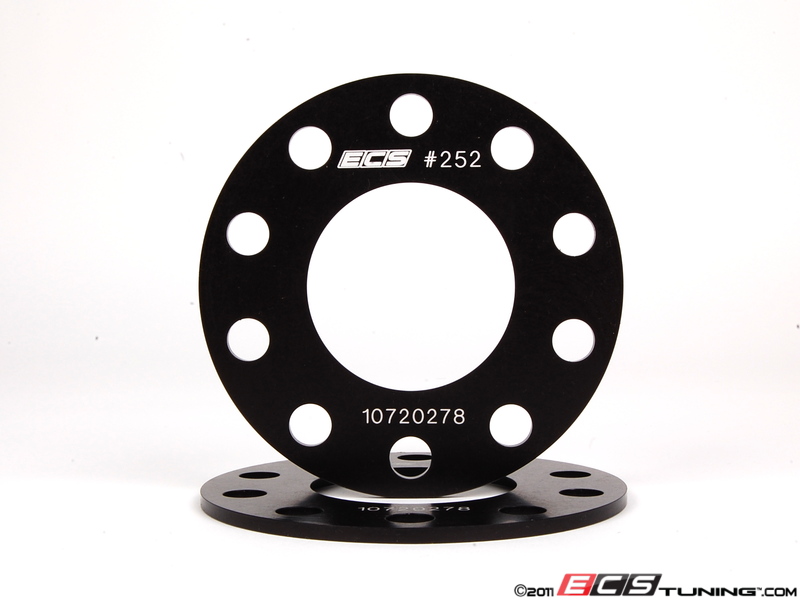 ECS News - BMW F32 4 Series ECS Tuning Wheel Spacer Kits