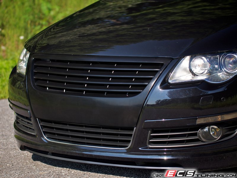 thumbnail image 2 of Going Fast Sports Front Grille Black For VW Passat 3C B6 With PDC (Without Emblem) 2 of 5