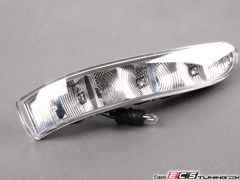 Genuine Mercedes Benz 2208200521 Mirror Turn Signal Assembly Left