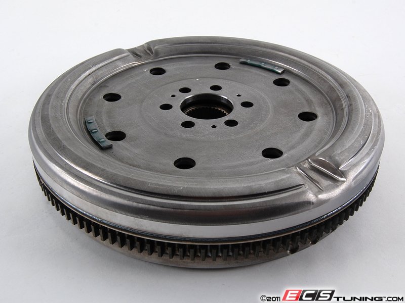 Genuine Volkswagen Audi 06F105266AA Dual Mass Flywheel (06F 105 266 AA)