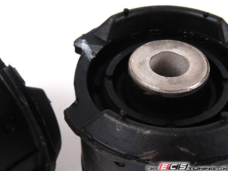 Genuine BMW 33319066671 E36 M3 Rear Subframe Bushing Set (33319