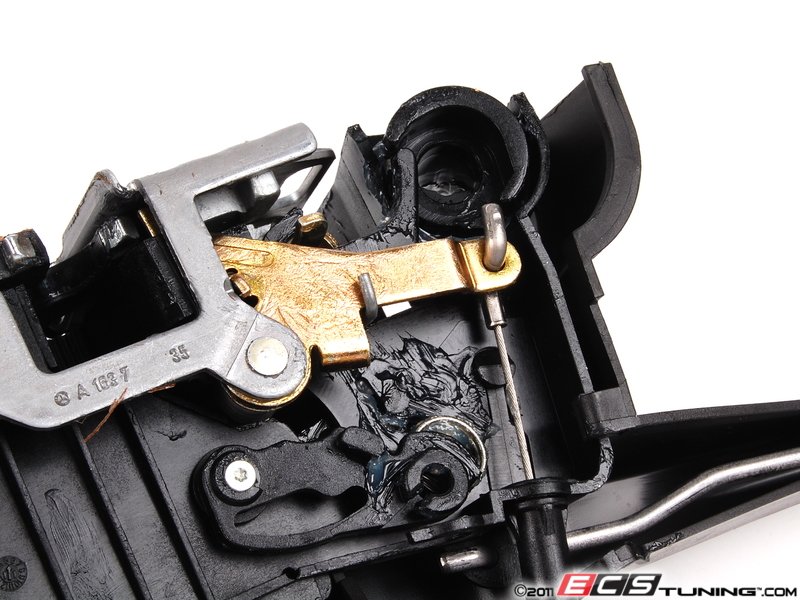 Genuine Mercedes Benz - 1637202535 - Front Door Lock ...