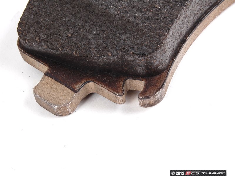 Genuine Volkswagen Audi 4F0698451D Rear Brake Pad Set (4F0 698 451 D)