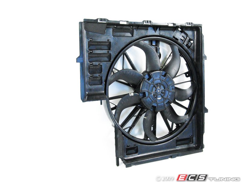 Genuine BMW 17427521767 E53 Engine Fan (17427521767)