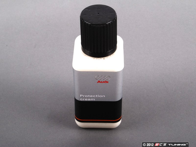 Genuine Volkswagen Audi 4L0096372015 Leather Care Kit (NO LONGER