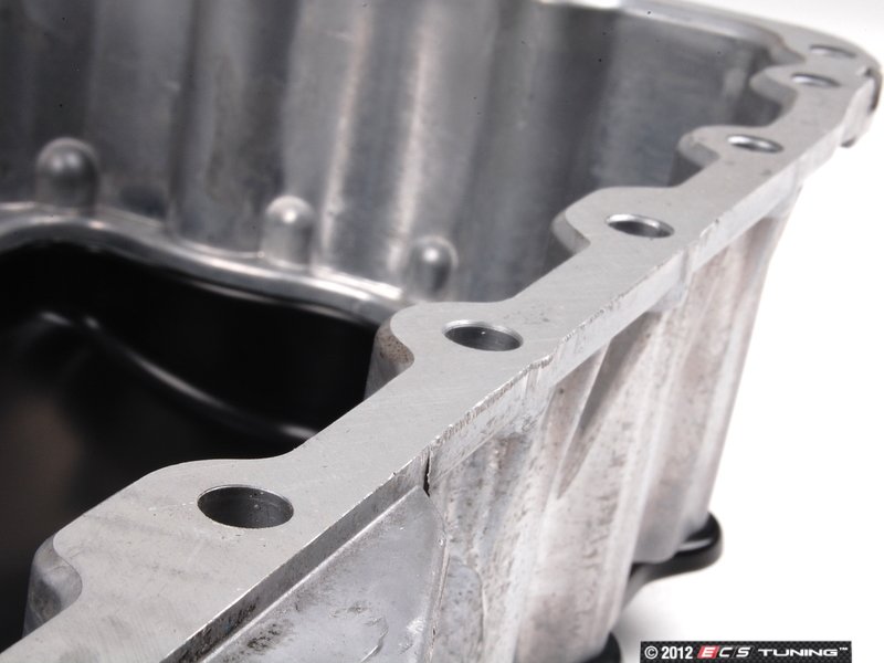ECS News Volkswagen MKIV 2.0L/TDI Hybrid Steel/Aluminum Oil Pan