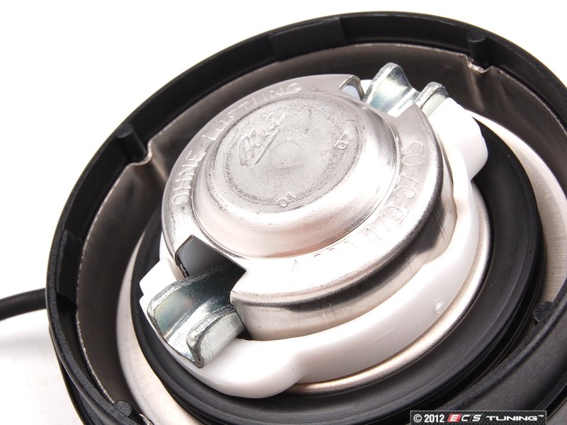 Genuine Mercedes Benz 2304700305 Fuel Tank Filler Cap