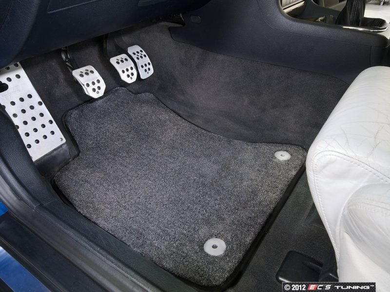 ECS News Audi B5 A4/S4 Schwaben Floor Mats