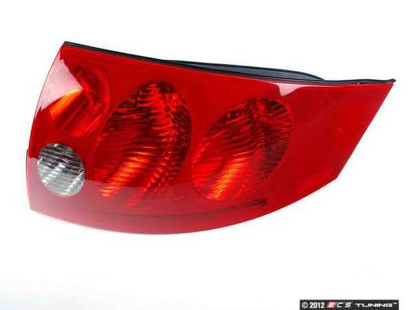 Genuine Volkswagen Audi - 8N0945096C - Tail Light Assembly - Right