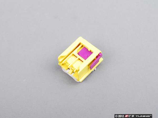 Genuine Volkswagen Audi - 4E0972133 - 4-Pin Connector - Priced Each ...