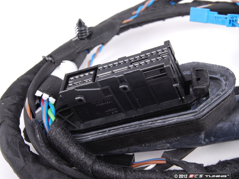 Genuine BMW 61116913080 E46 Front Door Wiring Harness (61116913080)