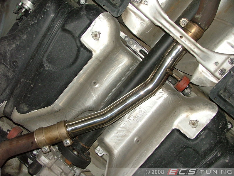 ECS News VW MKV R32 Center Resonator Delete Pipe