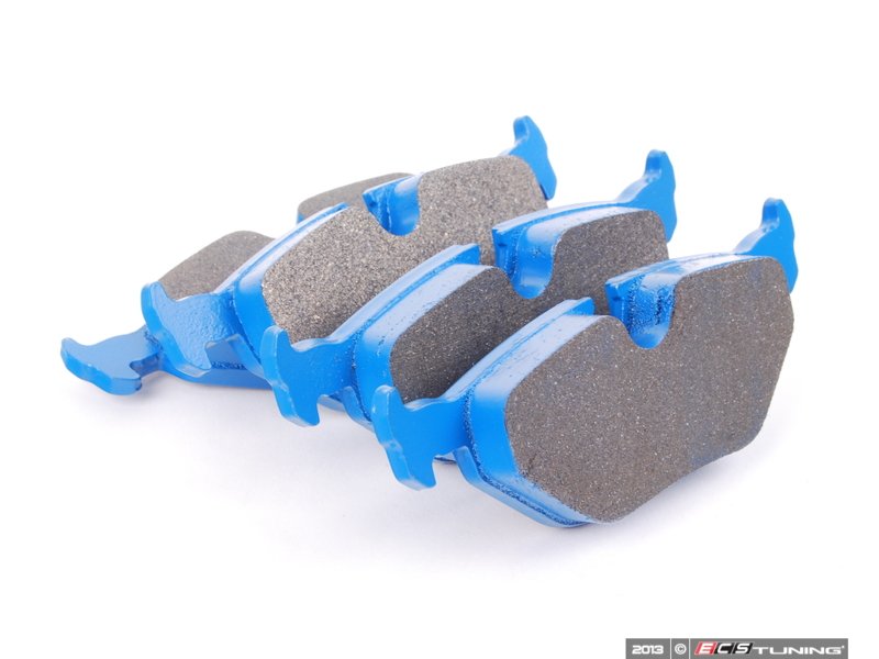 ECS News BMW E39 530i Hawk High Performance Brake Pads