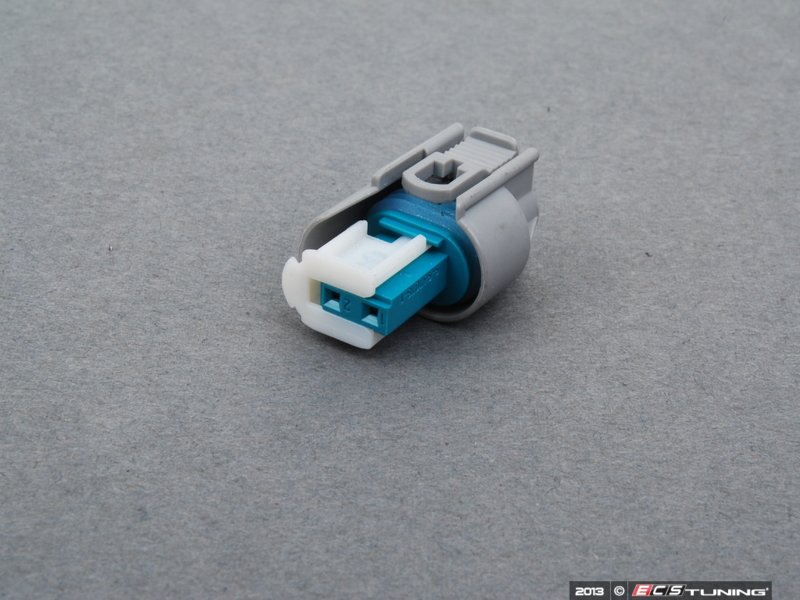 thumbnail image 2 of Intake Air Temperature Sensor For BMW E46 318d 320d (1998-2006) – Hajus 13622243946 2 of 4