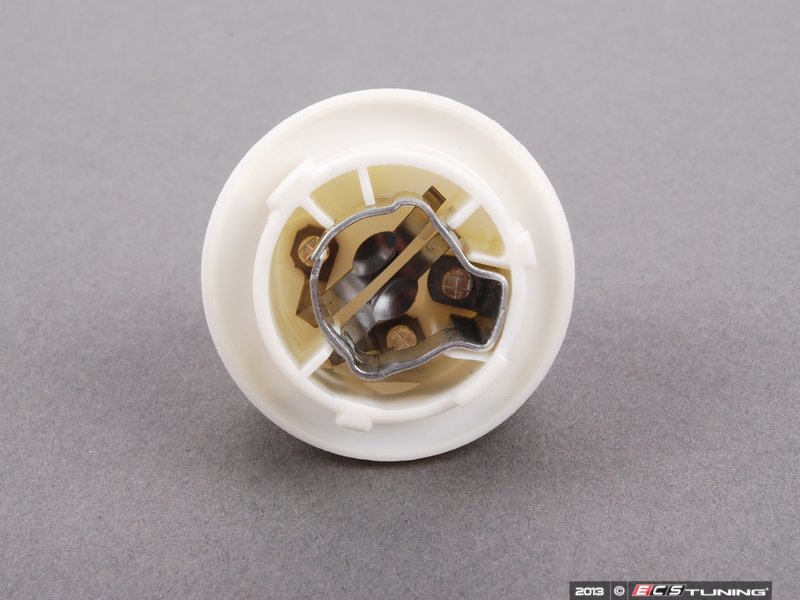 Bosch 0008269582 Front Turn Signal Bulb Socket Priced Each