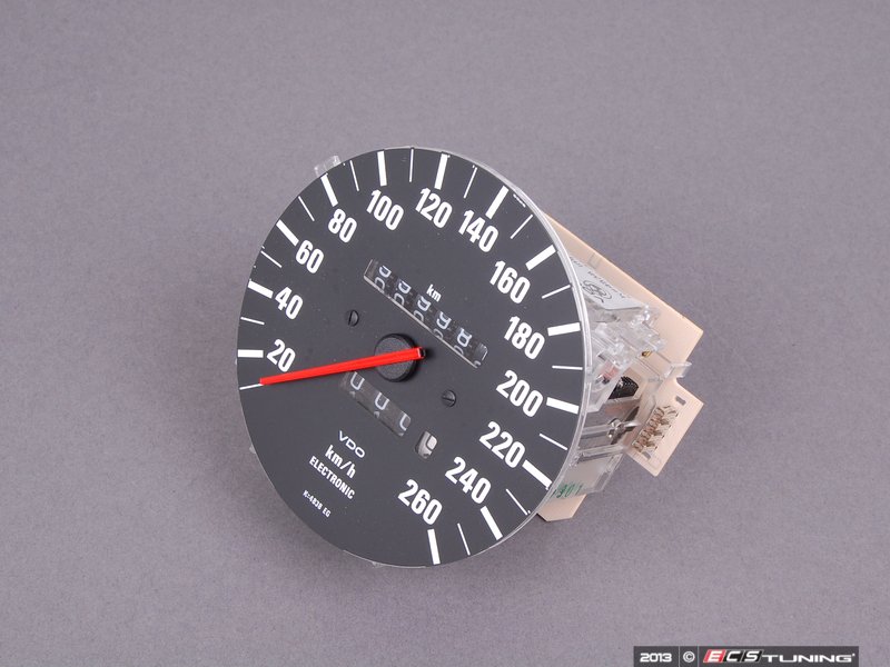 Kilometercalibrated speedometer bmw