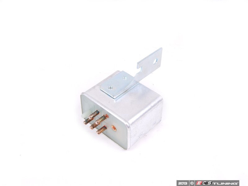 Genuine Mercedes Benz 0015451832 Glow Plug Timer Relay