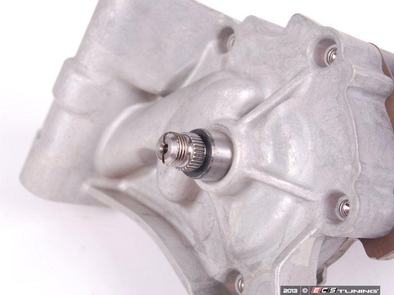 Genuine BMW 11411286493 Oil Pump Assembly (11411286493)