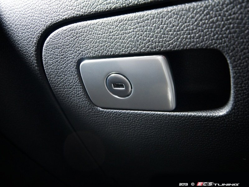 VWVortex.com - Locking glove box parts for Jetta